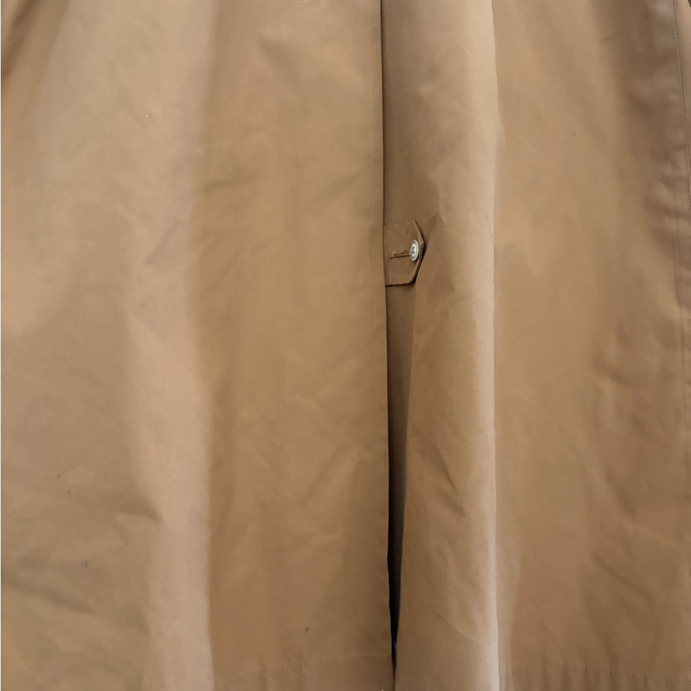 London Fog Camel Tan Single-Breasted Coat with Burgundy Lining - Picture 9 of 11